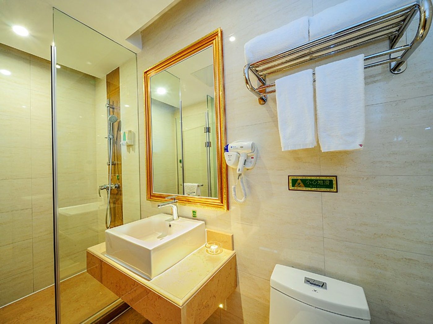 Zhuhai Jinnuo Hotel