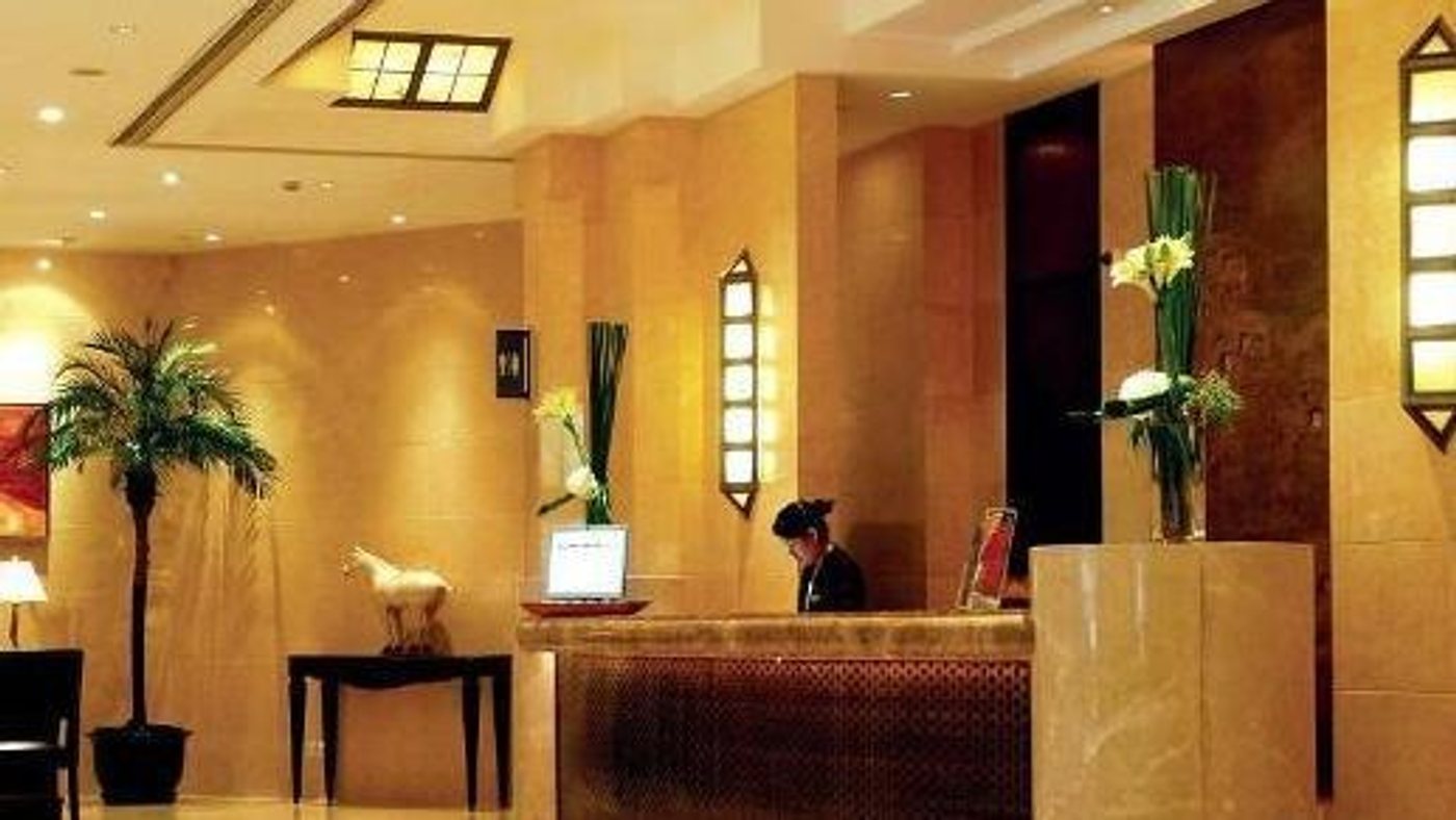 Shanghai Century Crowne Plaza Hotel (5-Star)