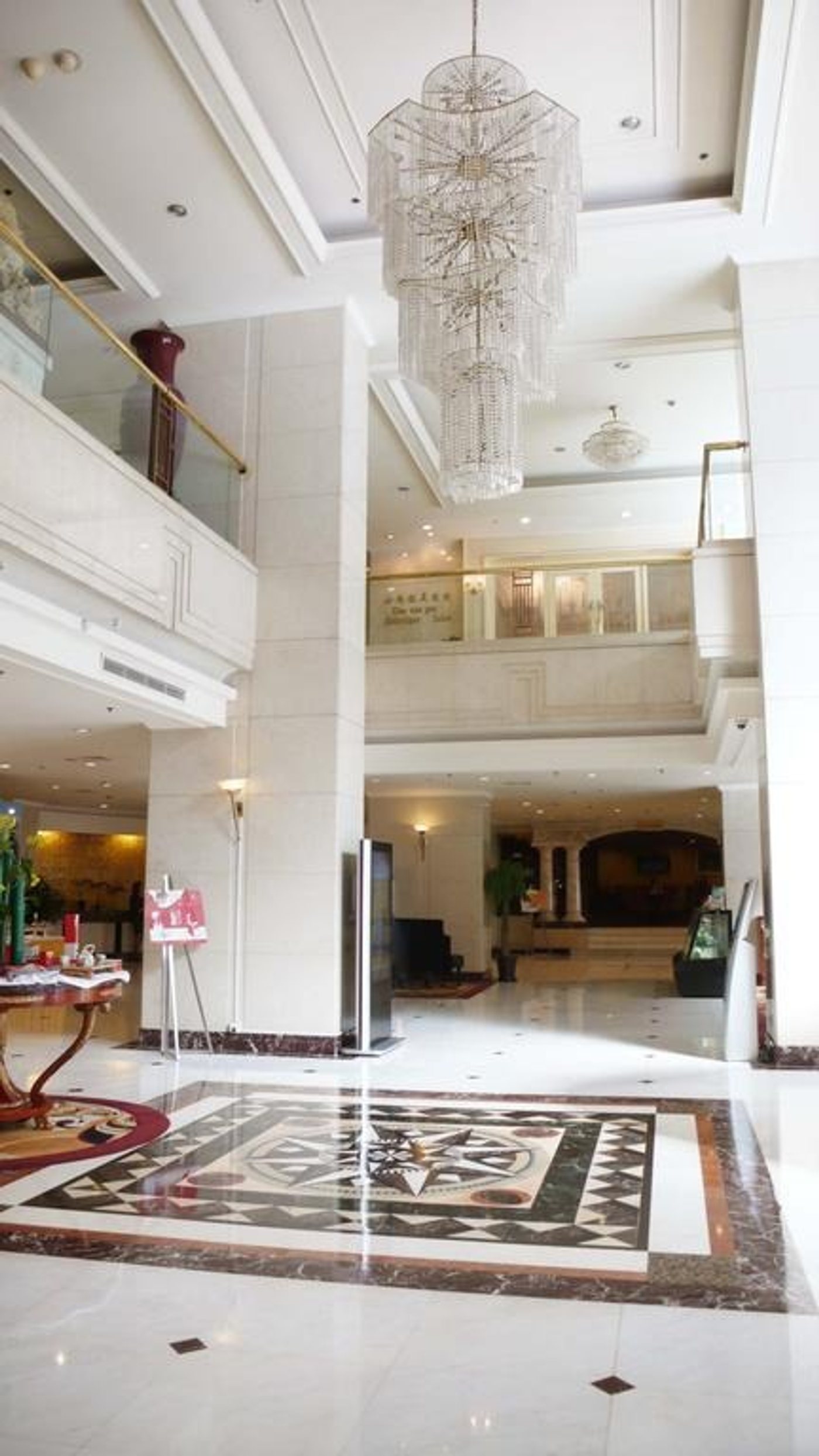 Shanghai Tongmao Hotel