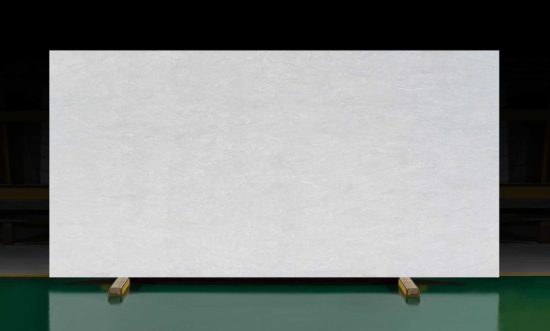1111_Vivid White
